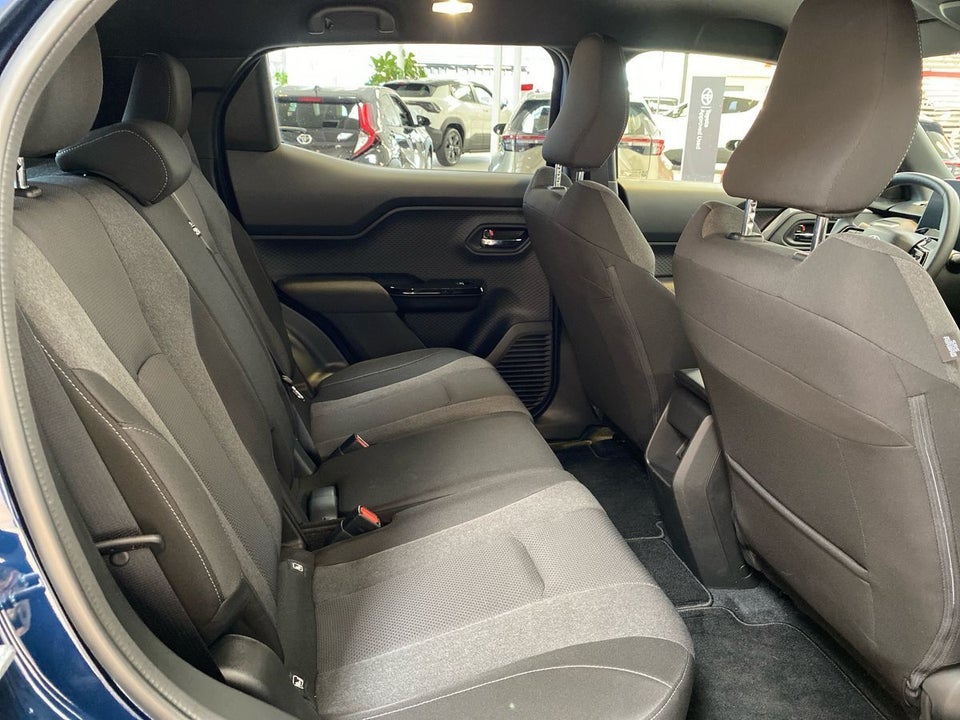 Toyota Urban Cruiser 61 Active 5d