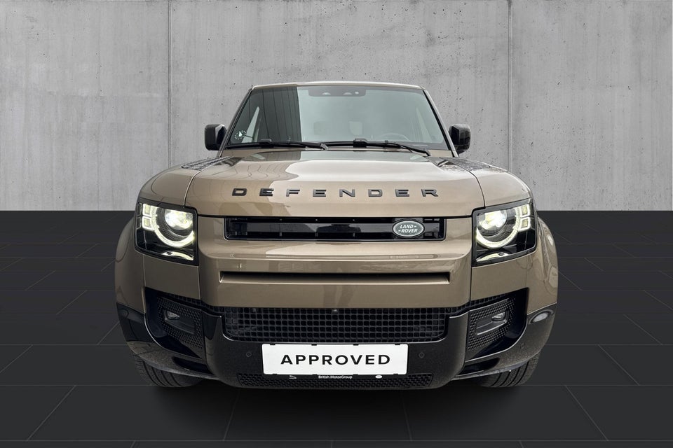 Land Rover Defender 110 3,0 D250 Hard Top X-Dynamic SE aut. Van 5d