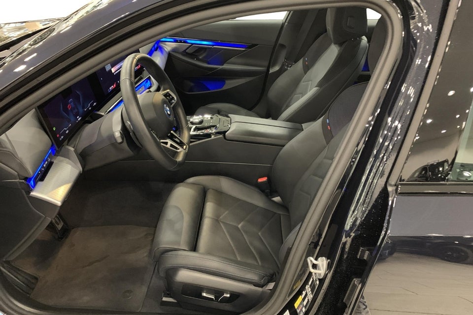 BMW i5 eDrive40 M-Sport 4d