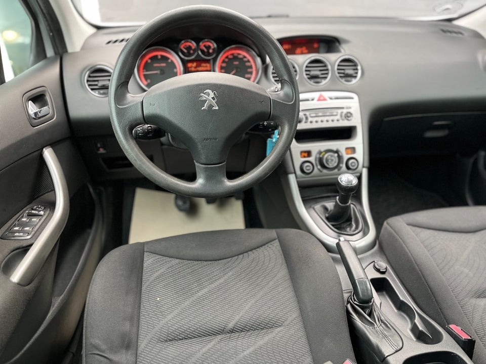 Peugeot 308 1,6 HDi 92 Comfort+ stc. 5d