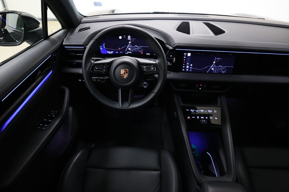 Porsche Macan 4 5d