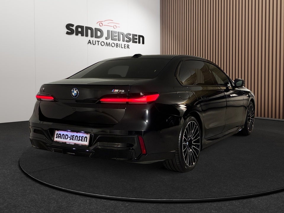 BMW i7 M70 M-Sport Pro Performance xDrive 4d