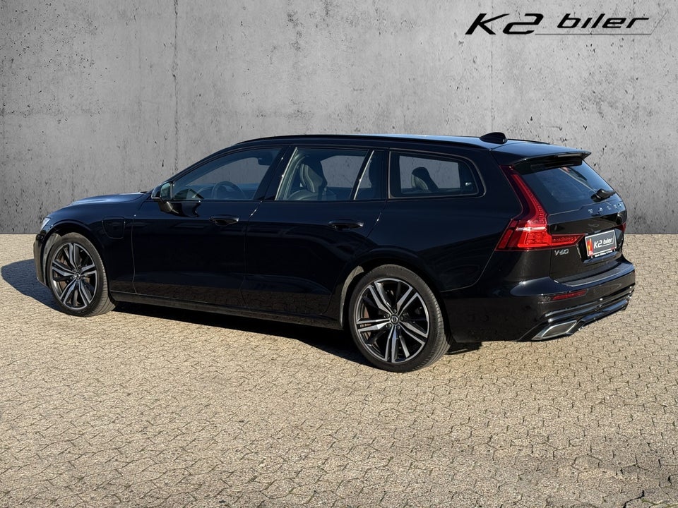 Volvo V60 2,0 T6 ReCharge R-Design aut. AWD 5d