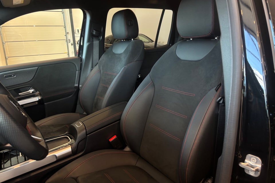 Mercedes EQB300 AMG Line 4Matic 5d