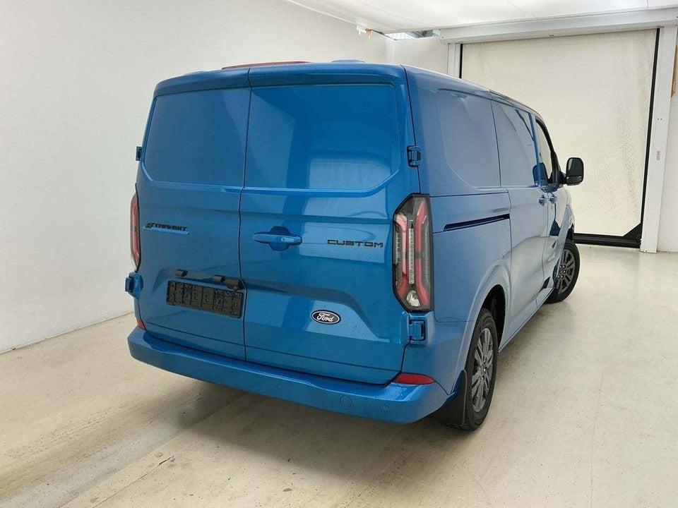 Ford E-Transit Custom 320 L1 64 Limited