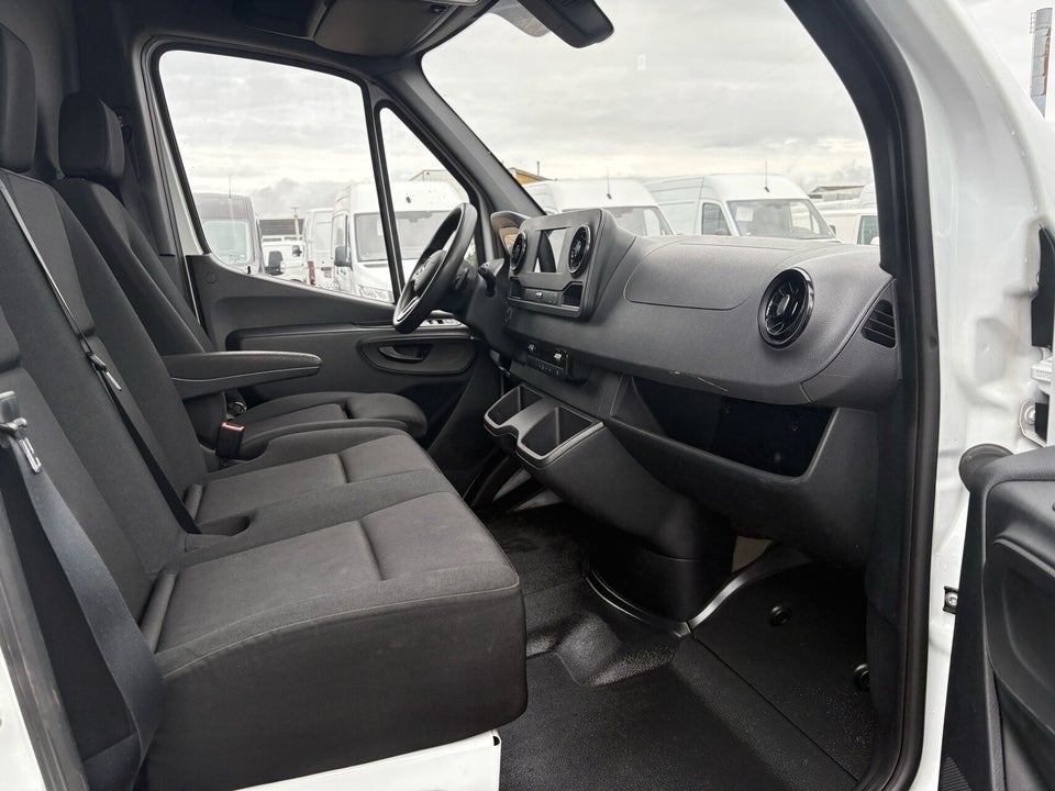 Mercedes Sprinter 317 2,0 CDi A2 Kassevogn aut. RWD