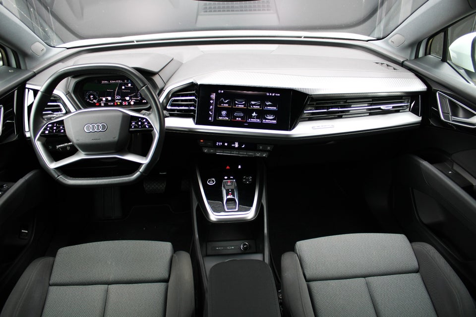 Audi Q4 e-tron 40 Advanced 5d