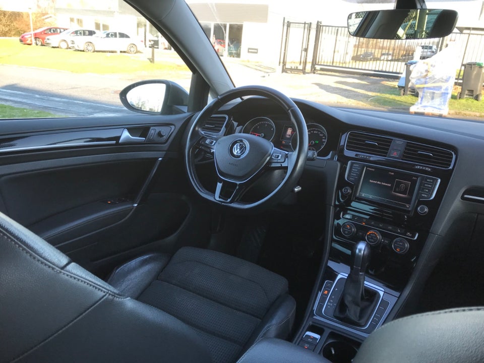 VW Golf VII 2,0 TDi 150 R-line DSG BMT 5d