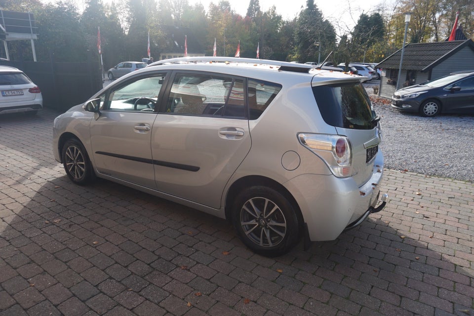 Toyota Verso 1,8 VVT-i T2 Touch 7prs 5d