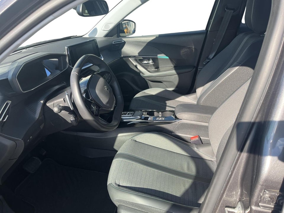 Peugeot 2008 1,2 PureTech 130 Allure Pack EAT8 5d