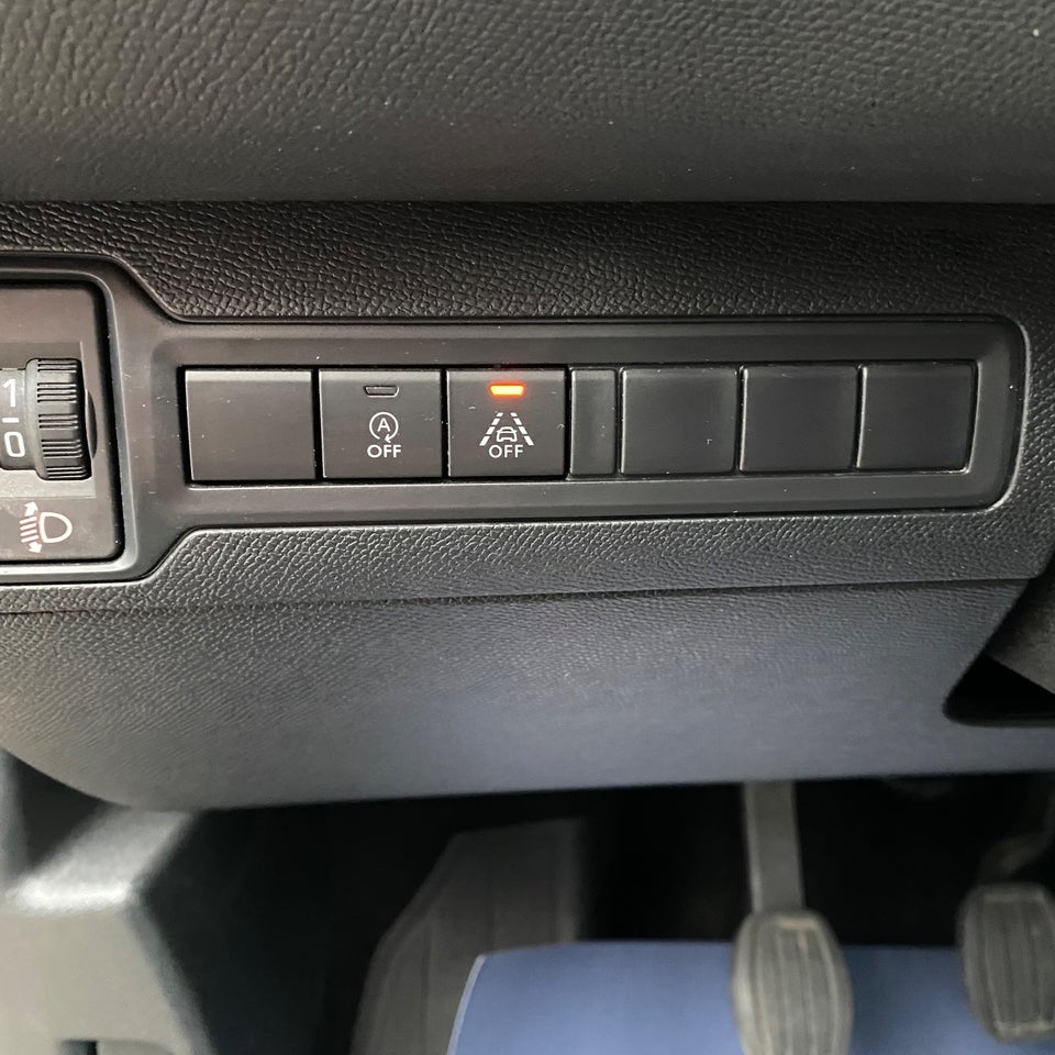 Peugeot 308 1,5 BlueHDi 130 Style SW 5d