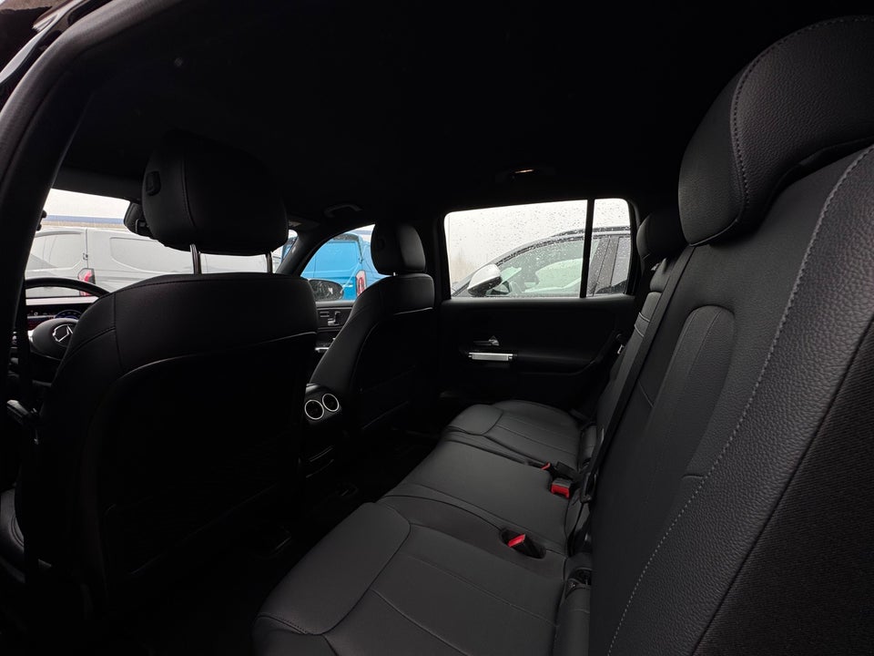 Mercedes EQB250+ Progressive 5d