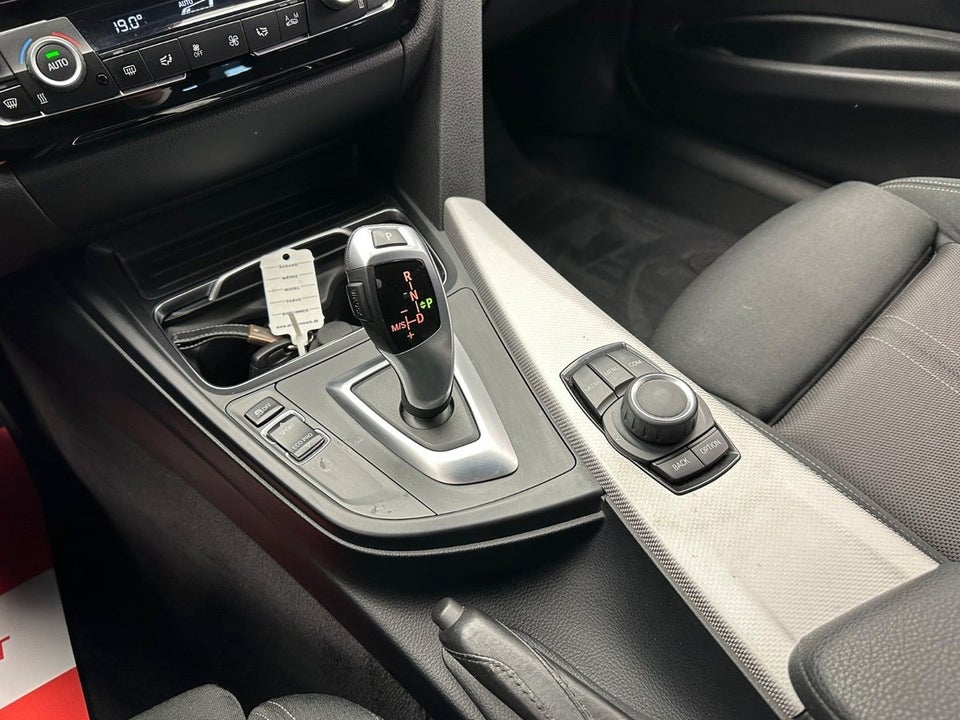 BMW 320d 2,0 Touring M-Sport aut. 5d