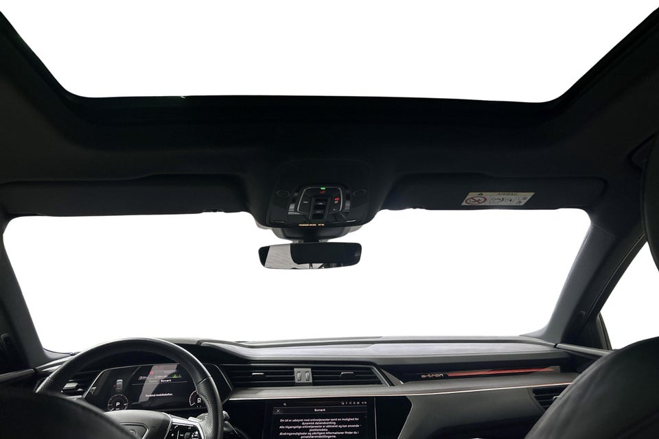 Audi Q8 e-tron 55 S-line quattro 5d