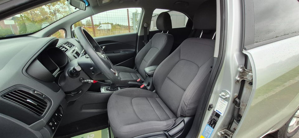 Kia Rio 1,2 CVVT Premium 5d