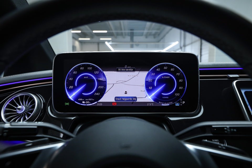 Mercedes EQE350 Electric Art 4d