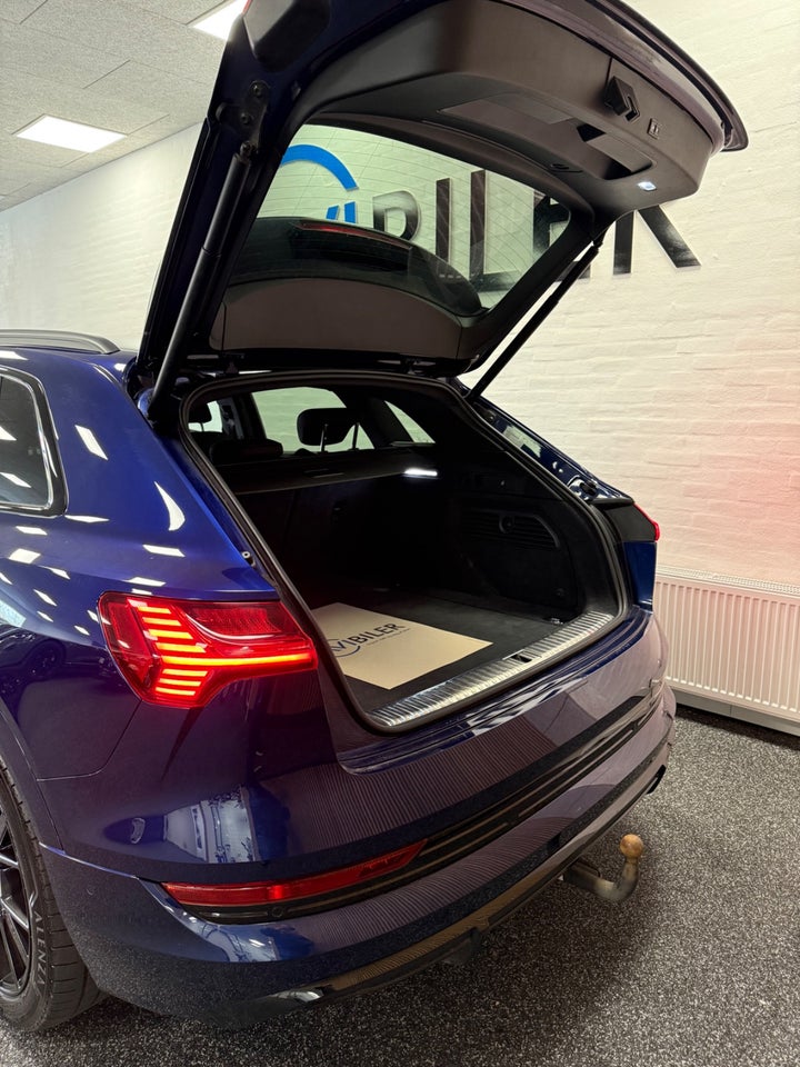 Audi e-tron 55 S-line quattro 5d