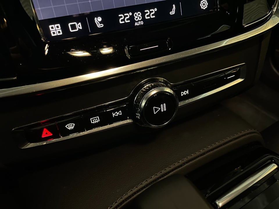 Volvo V90 2,0 T6 ReCharge Plus Dark aut. AWD 5d