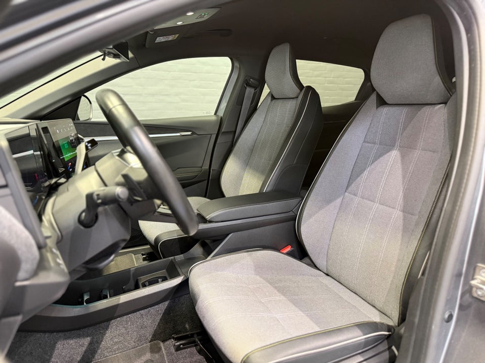 Renault Megane E-Tech 60 Techno 5d