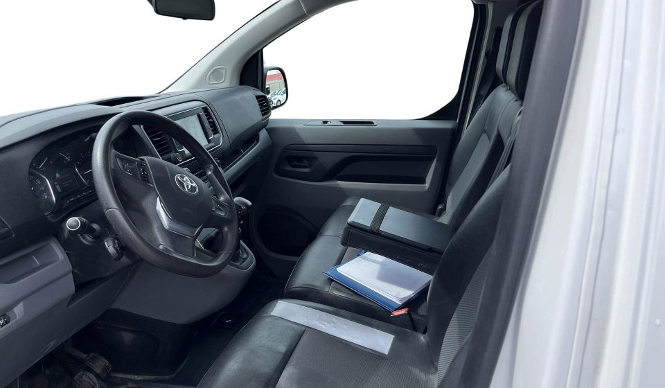 Toyota ProAce 1,6 D 115 Medium Comfort 4d