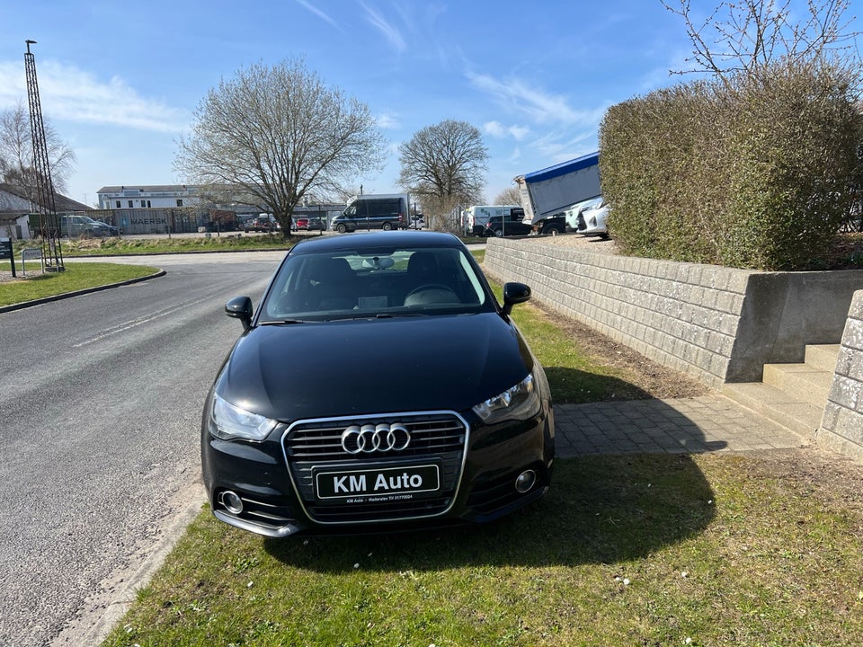 Audi A1 1,2 TFSi 86 Ambition 3d