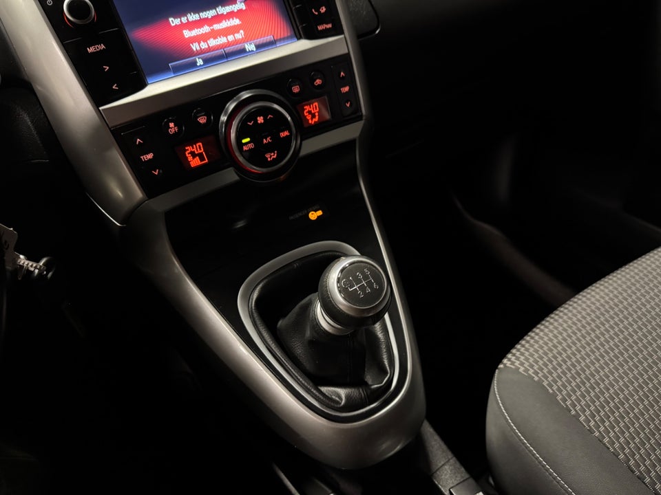 Toyota Sportsvan 1,6 D-4D T2 Touch 5d