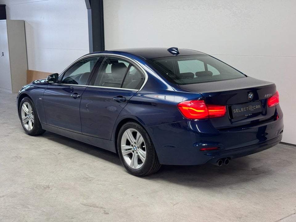 BMW 320i 2,0 Sport Line aut. 4d
