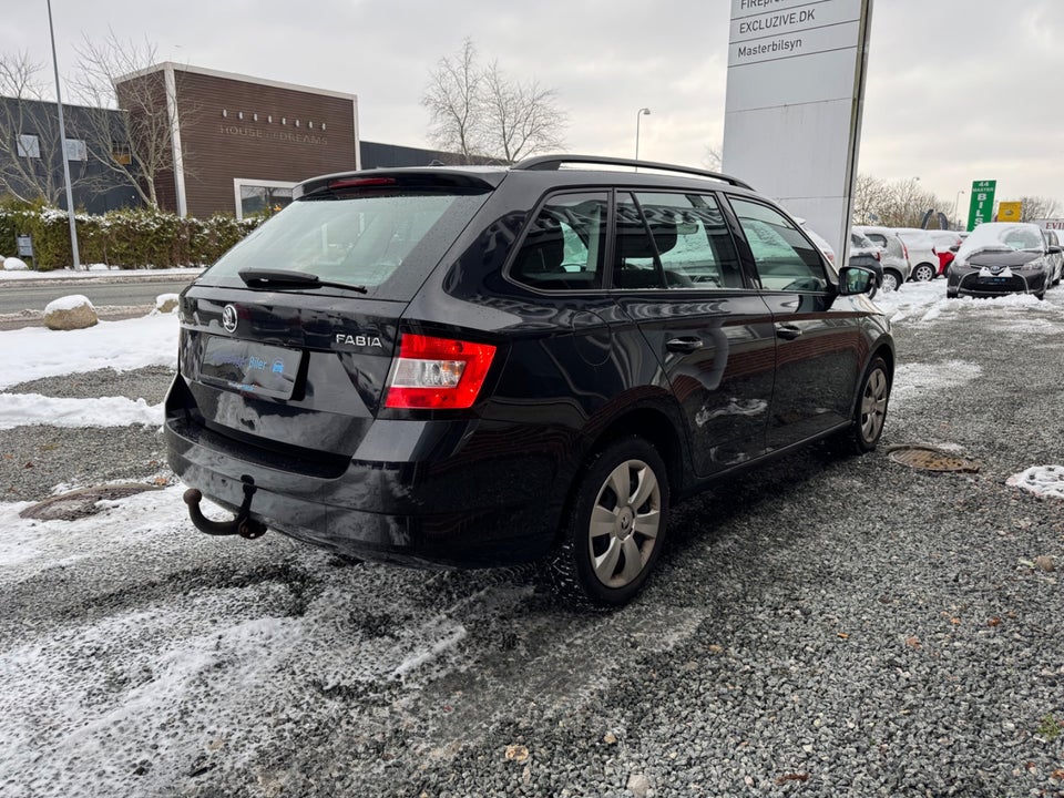 Skoda Fabia 1,0 TSi 110 Ambition Combi DSG 5d