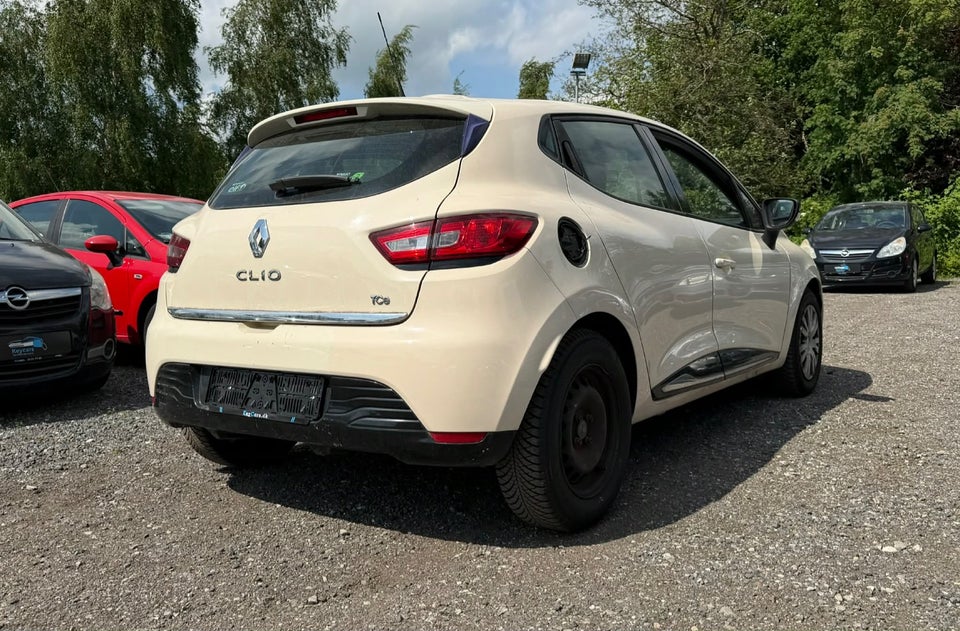 Renault Clio IV 0,9 TCe 90 Expression Optimized 5d