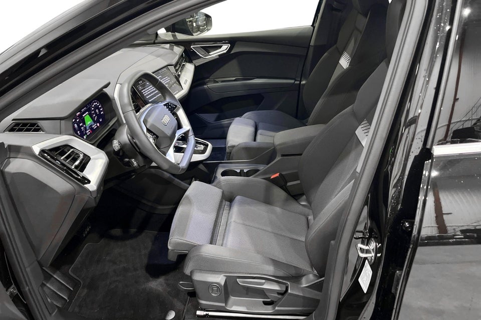 Audi Q4 e-tron 45 Progress 5d