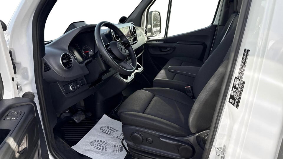 Mercedes Sprinter 317 2,0 CDi A3 Chassis PRO aut. RWD 2d