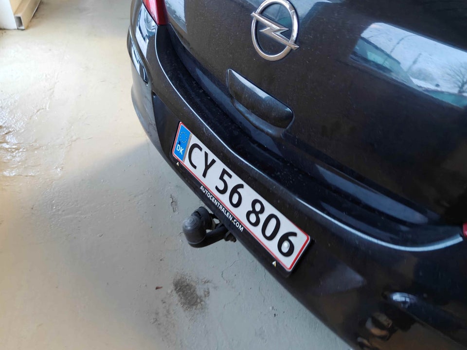 Opel Corsa 1,2 16V Enjoy 5d