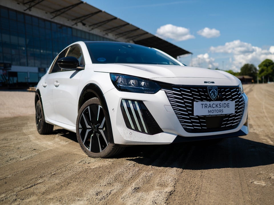 Peugeot e-208 50 GT Sky 5d