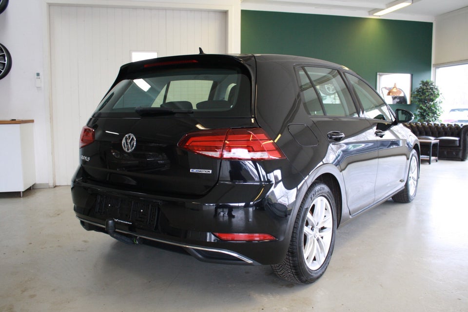 VW Golf VII 1,5 TSi 130 Comfortline DSG 5d
