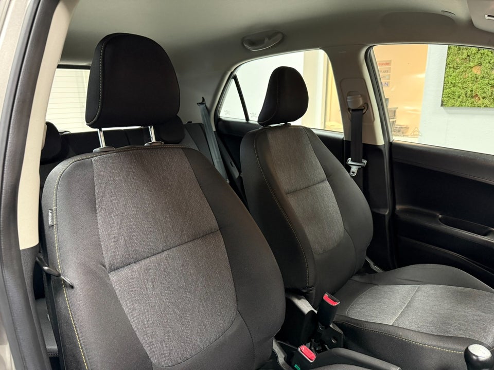 Kia Picanto 1,0 Style 5d