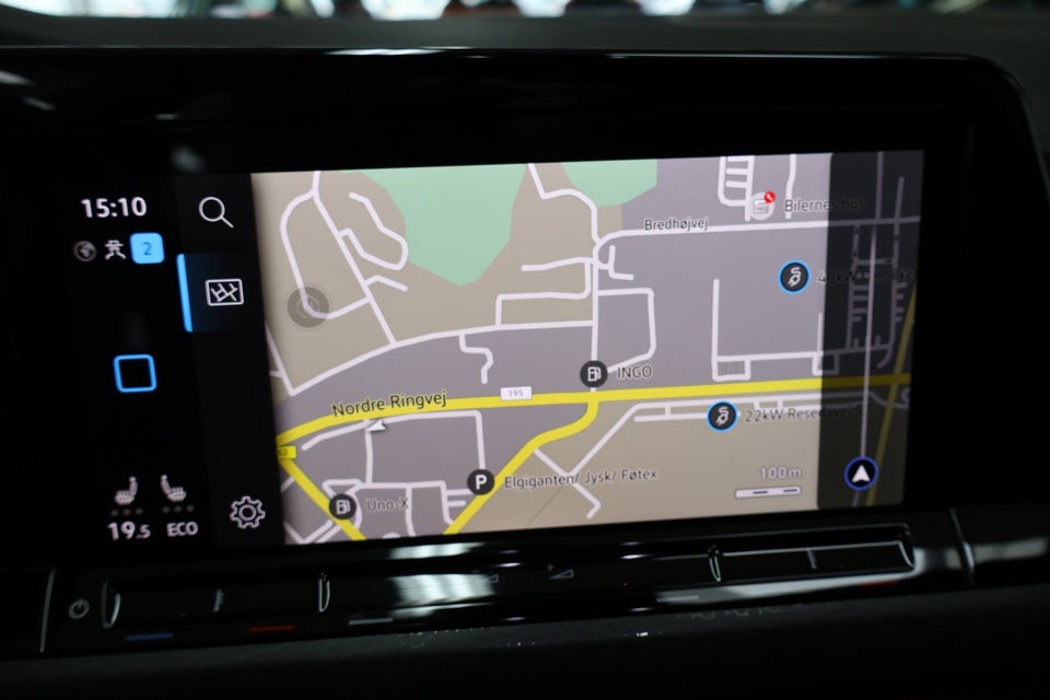 VW Golf VIII 1,4 GTE DSG 5d