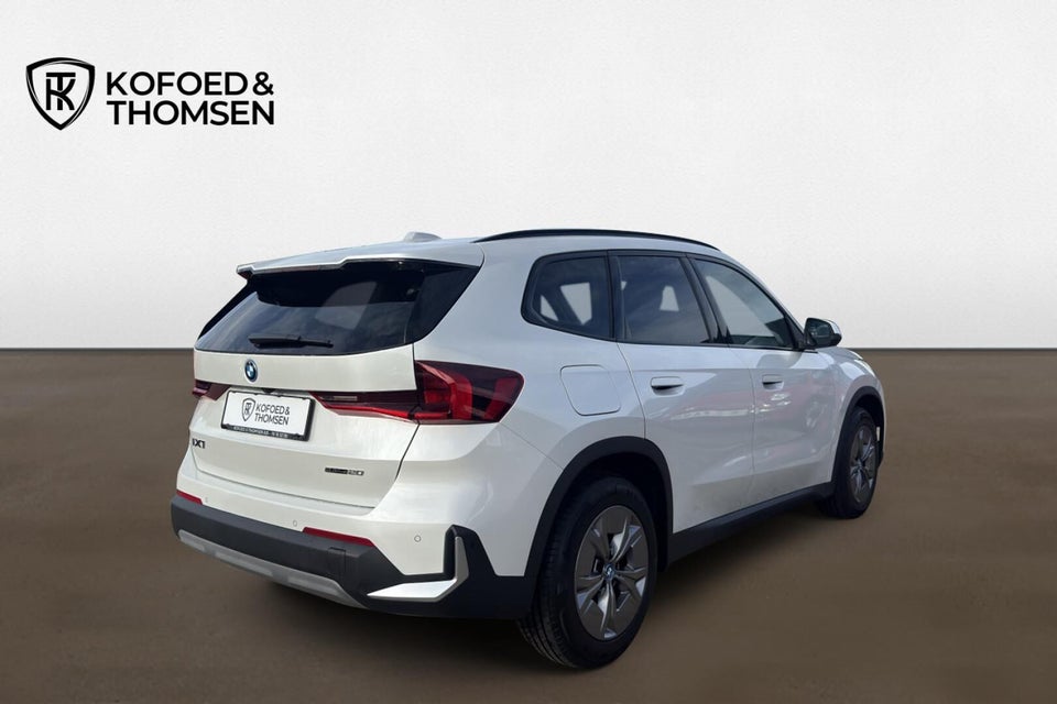 BMW iX1 eDrive20 X-Line 5d