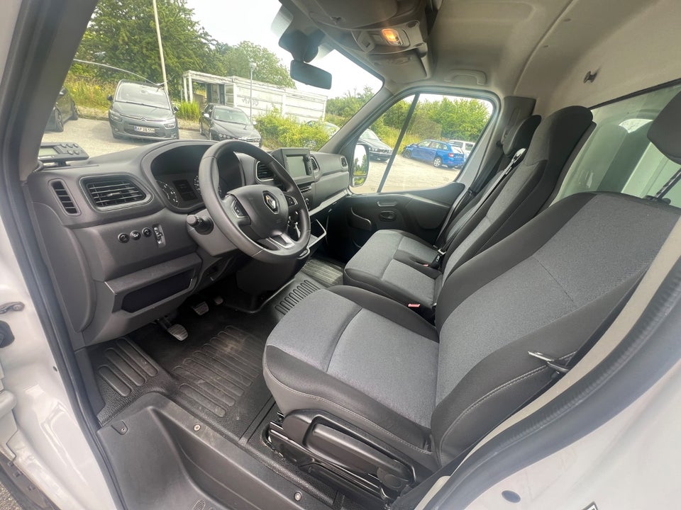 Renault Master IV T35 2,3 dCi 150 L3 Chassis