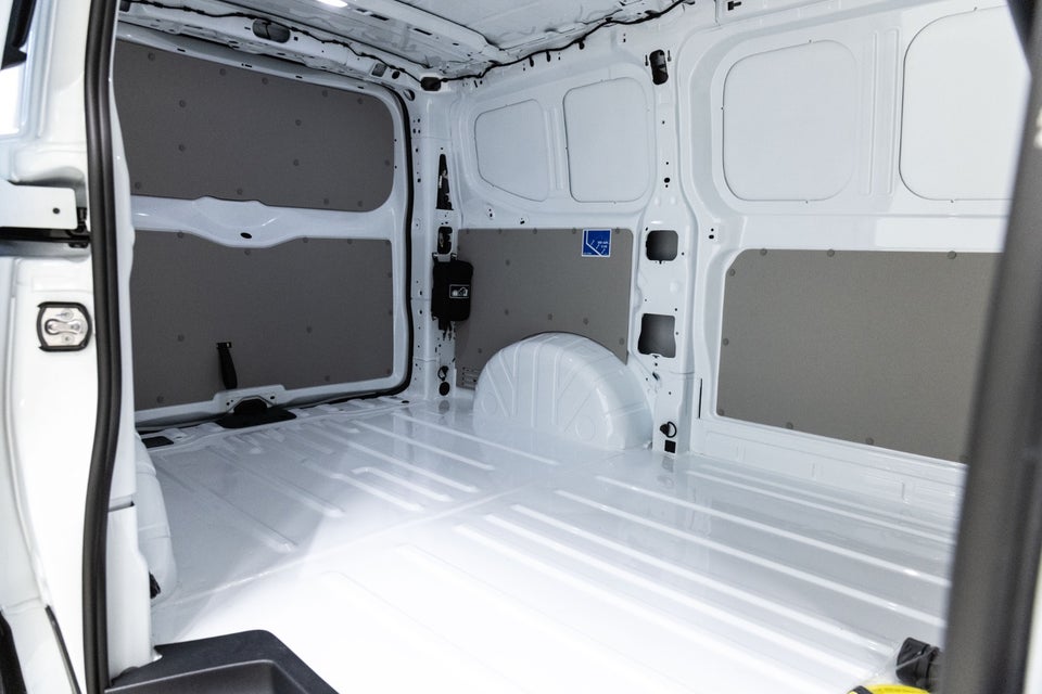 VW e-Transporter 64 Comfort Kassevogn SWB