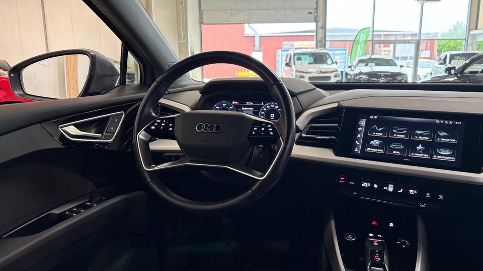 Audi Q4 e-tron 40  5d