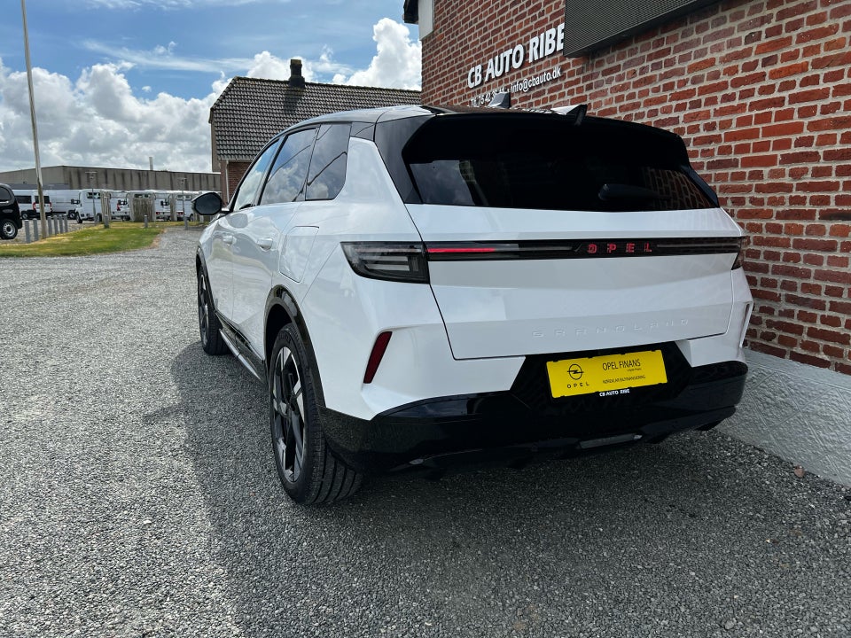 Opel Grandland-e 82 GS 5d