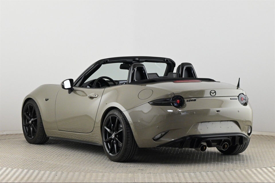Mazda MX-5 2,0 SkyActiv-G 184 Roadster Exclusive-Line 2d