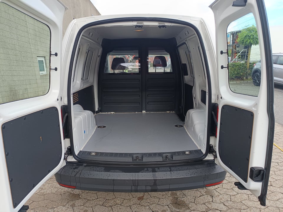 VW Caddy 1,2 TSi 84 Van 4d