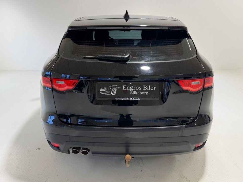 Jaguar F-Pace 2,0 D180 Pure aut. 5d