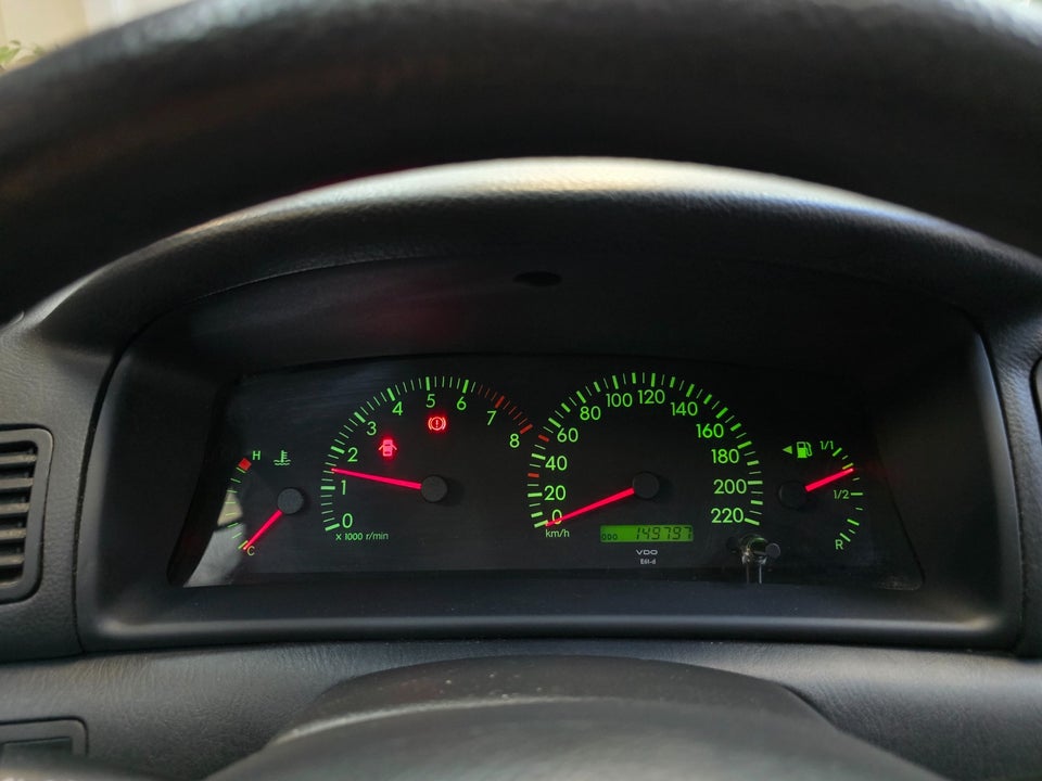 Toyota Corolla 1,6 Terra 5d