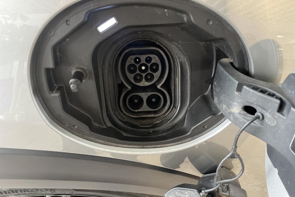 MINI Cooper SE Maximise 3d