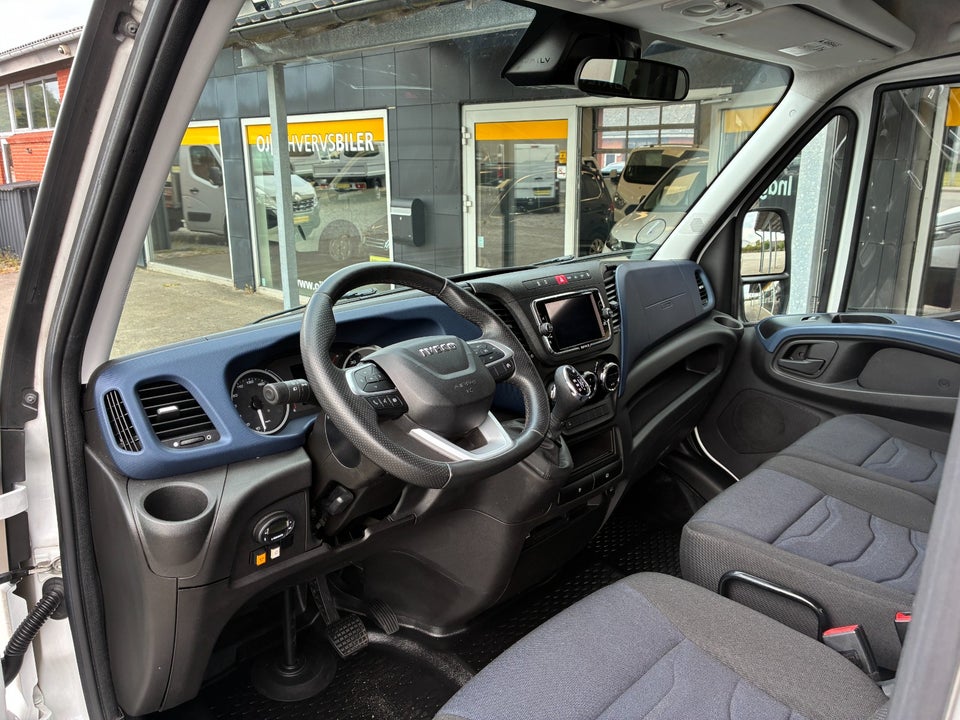 Iveco Daily 3,0 35C18 Db.Kab AG8 4d