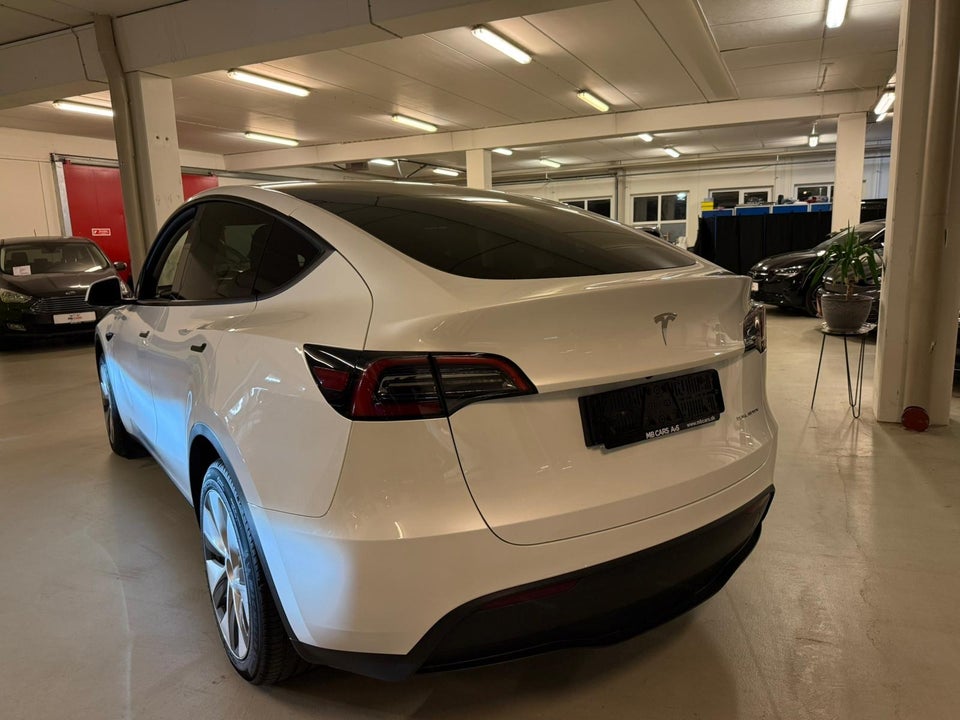 Tesla Model Y Long Range AWD 5d
