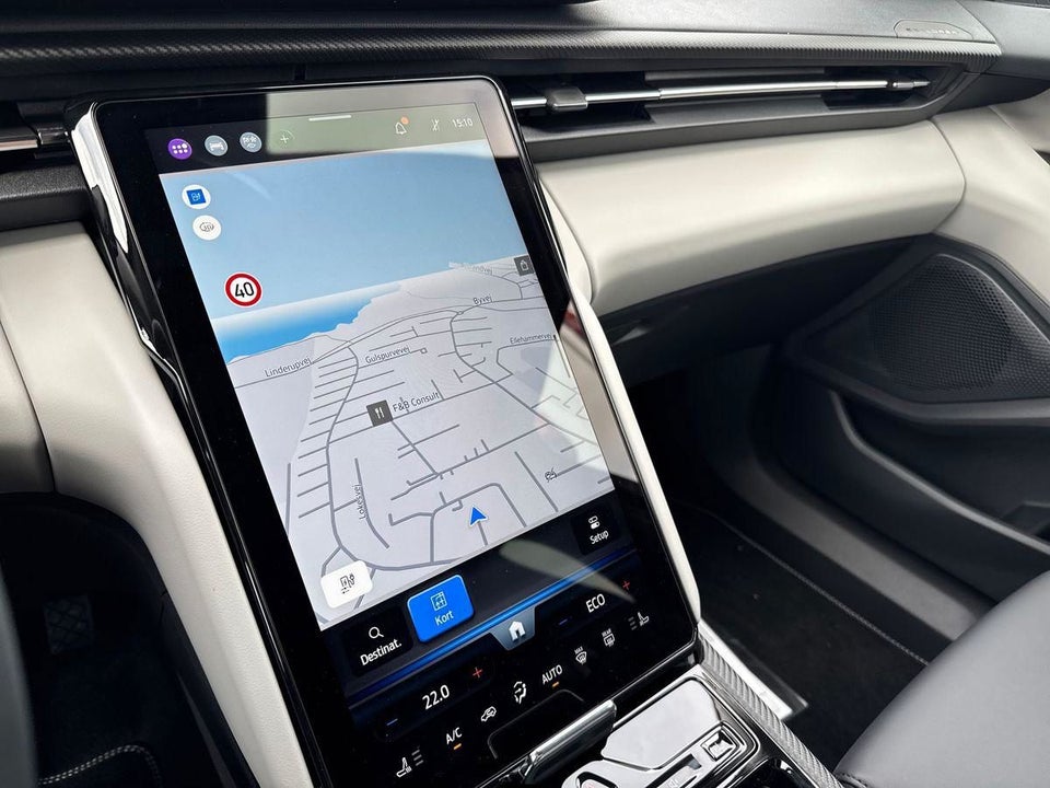 Ford Explorer 77 Premium Extended Range 5d