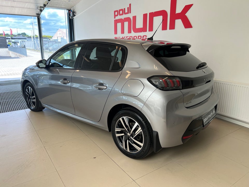 Peugeot 208 1,2 PureTech 100 Active 5d